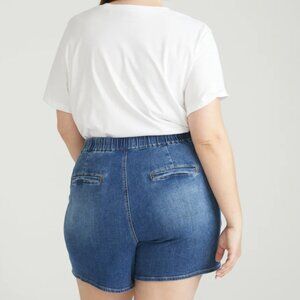 NWOT Universal Standard ComfortDenim Marche Shorts - BLACK- XL (26-28)